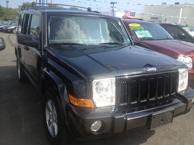 2006 Jeep Commander ES LX