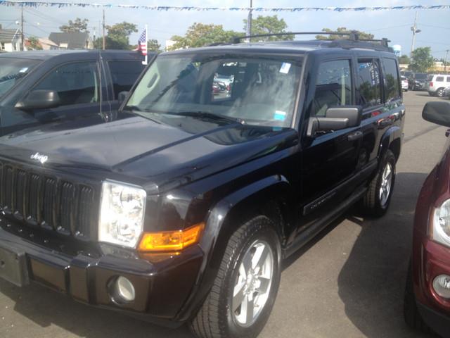 2006 Jeep Commander ES LX