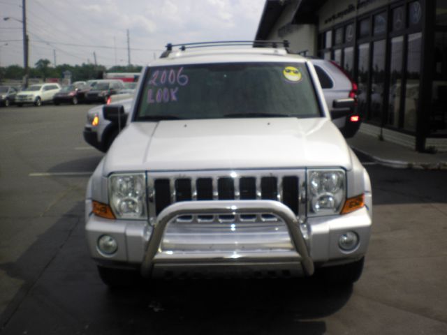 2006 Jeep Commander Super