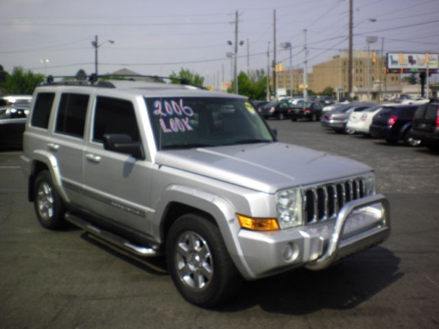 2006 Jeep Commander Super