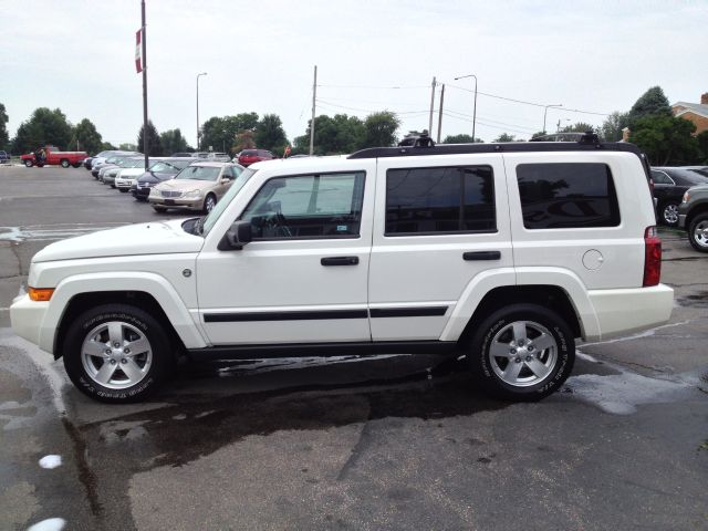 2006 Jeep Commander Ram 3500 Diesel 2-WD