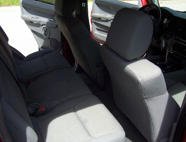 2006 Jeep Commander Ram 3500 Diesel 2-WD