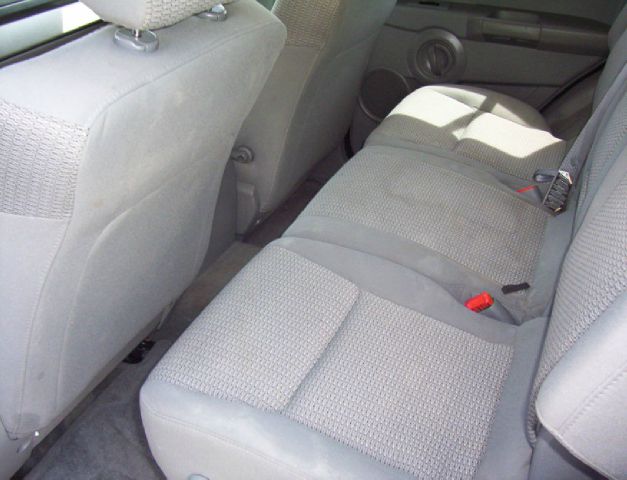 2006 Jeep Commander Ram 3500 Diesel 2-WD