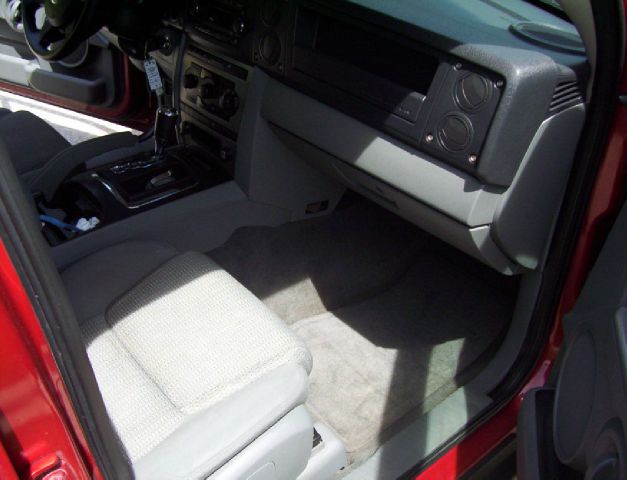 2006 Jeep Commander Ram 3500 Diesel 2-WD