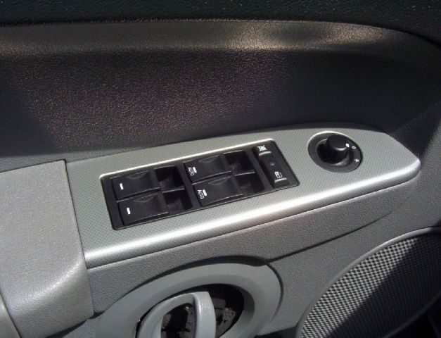 2006 Jeep Commander Ram 3500 Diesel 2-WD