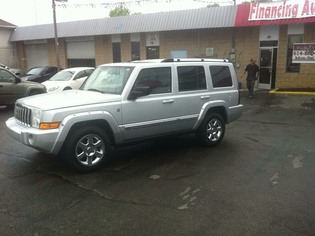 2006 Jeep Commander 4dr 2.5L Turbo W/sunroof/3rd Row AWD SUV
