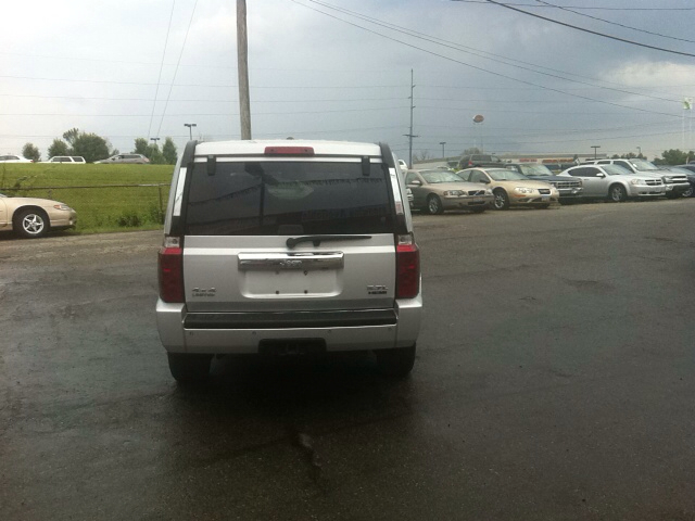 2006 Jeep Commander 4dr 2.5L Turbo W/sunroof/3rd Row AWD SUV