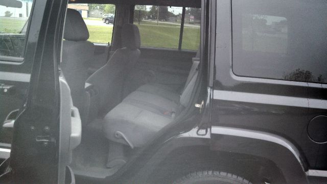 2006 Jeep Commander Ram 3500 Diesel 2-WD