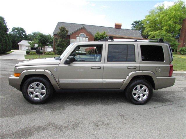 2006 Jeep Commander 4dr 2.5L Turbo W/sunroof/3rd Row AWD SUV