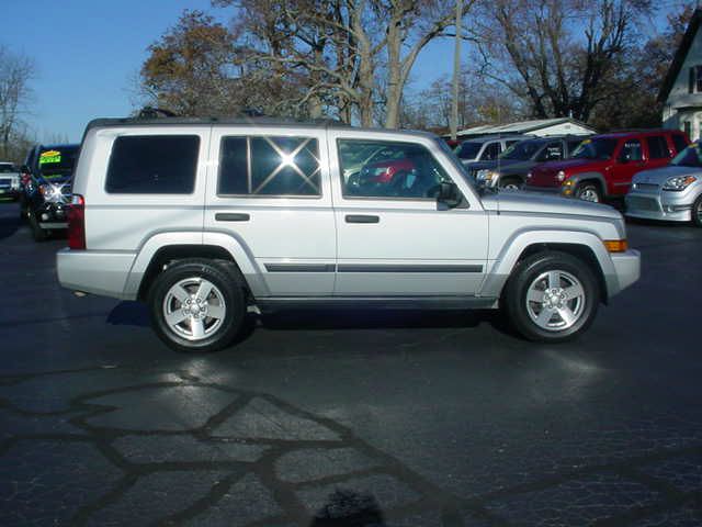 2006 Jeep Commander Ram 3500 Diesel 2-WD