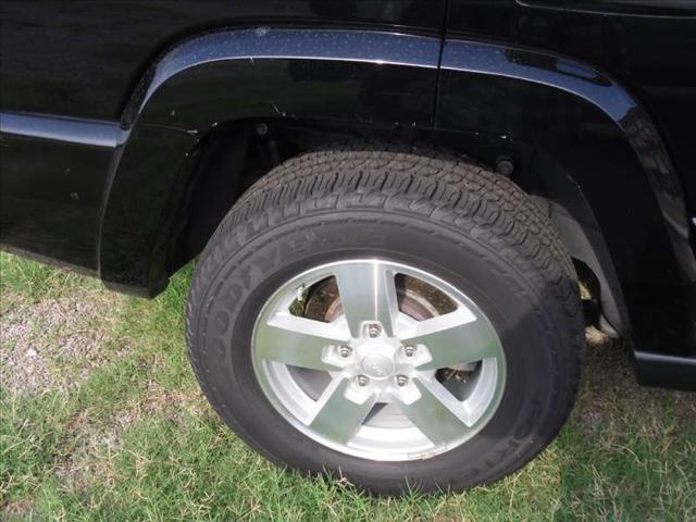 2006 Jeep Commander GSX