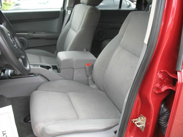 2006 Jeep Commander Ram 3500 Diesel 2-WD