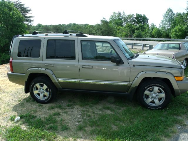 2006 Jeep Commander Super