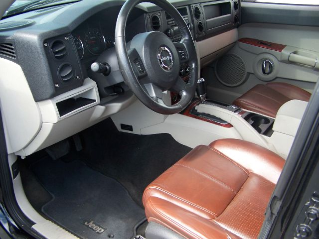 2006 Jeep Commander Super