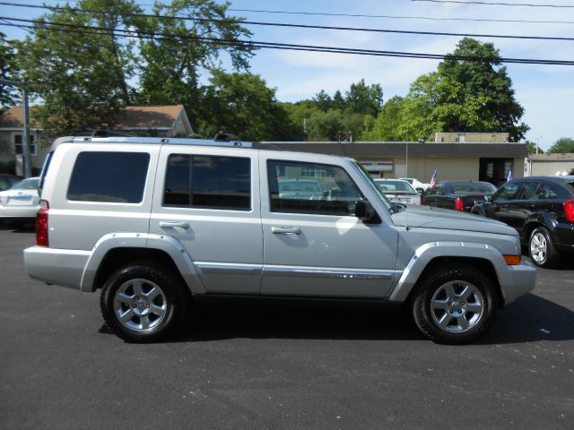 2006 Jeep Commander Super