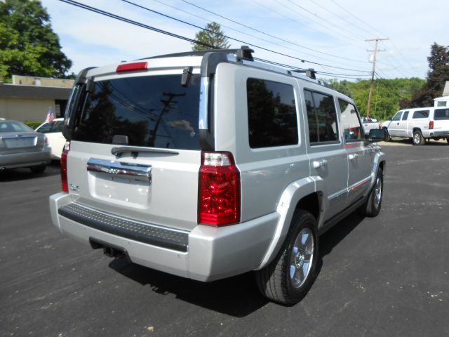 2006 Jeep Commander Super