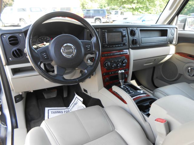 2006 Jeep Commander Super