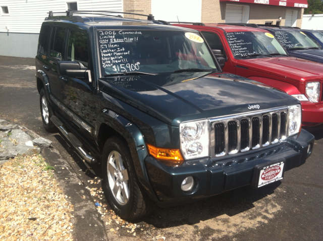 2006 Jeep Commander Super