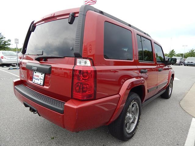 2006 Jeep Commander SLT 25