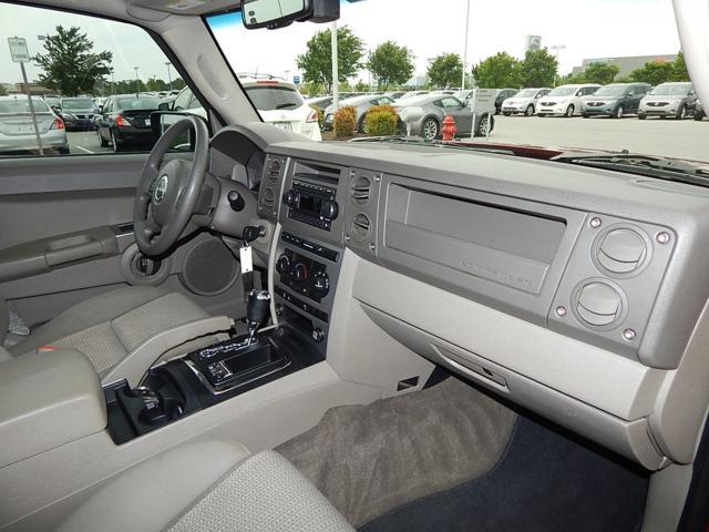 2006 Jeep Commander SLT 25