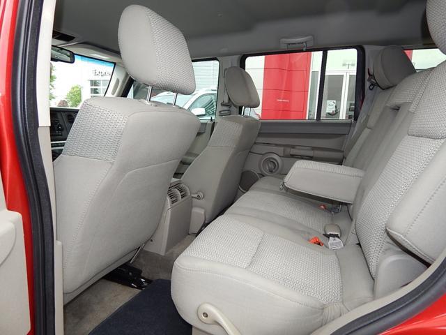 2006 Jeep Commander SLT 25