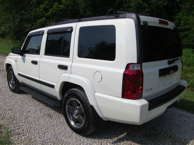 2006 Jeep Commander Ram 3500 Diesel 2-WD