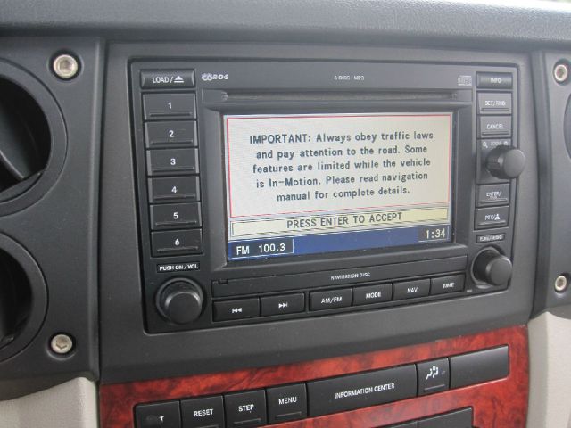 2006 Jeep Commander Super