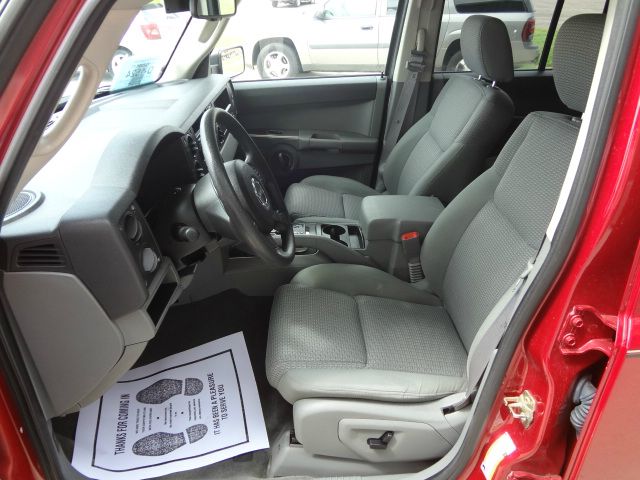 2006 Jeep Commander GSX