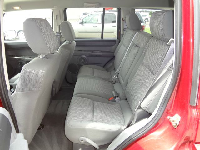 2006 Jeep Commander GSX