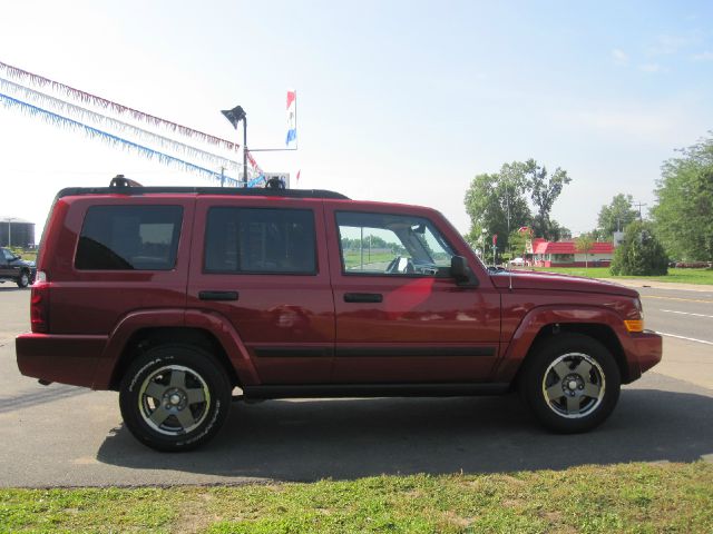 2006 Jeep Commander Ram 3500 Diesel 2-WD