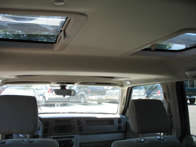 2006 Jeep Commander Ram 3500 Diesel 2-WD