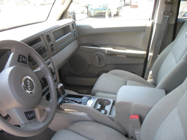 2006 Jeep Commander Ram 3500 Diesel 2-WD