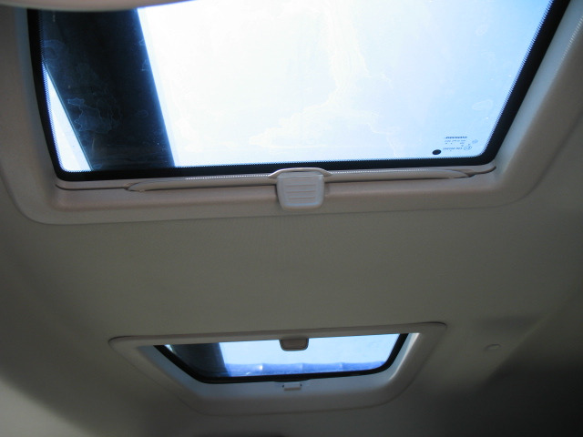 2006 Jeep Commander Ram 3500 Diesel 2-WD