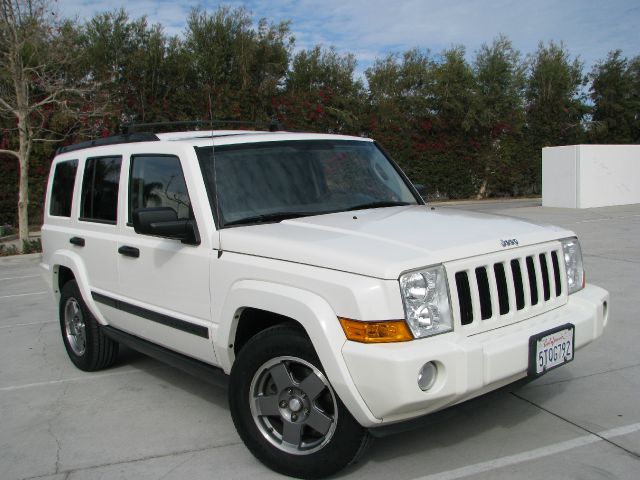 2006 Jeep Commander 4wd