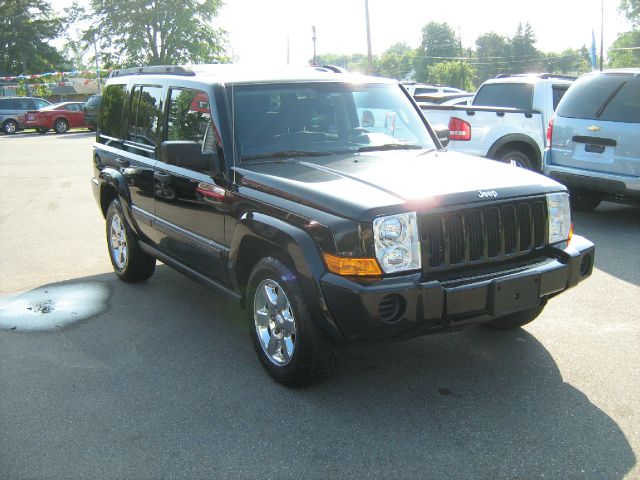 2006 Jeep Commander Ram 3500 Diesel 2-WD