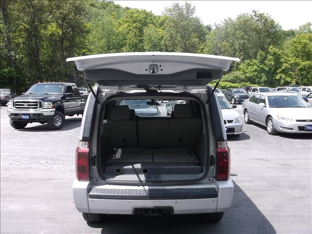 2006 Jeep Commander Unknown