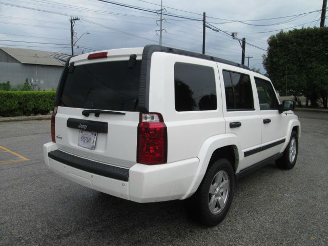 2006 Jeep Commander Ram 3500 Diesel 2-WD