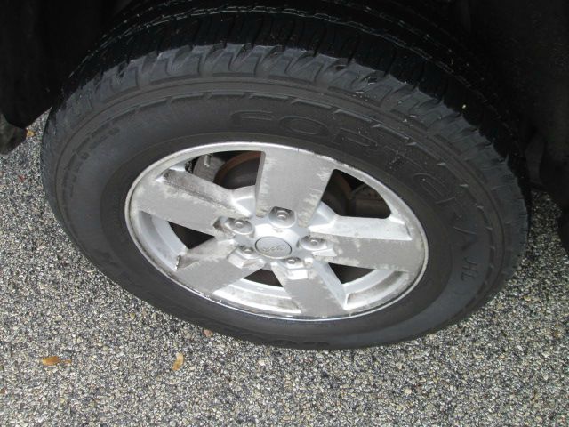 2006 Jeep Commander Ram 3500 Diesel 2-WD