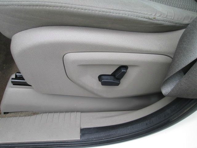 2006 Jeep Commander Ram 3500 Diesel 2-WD