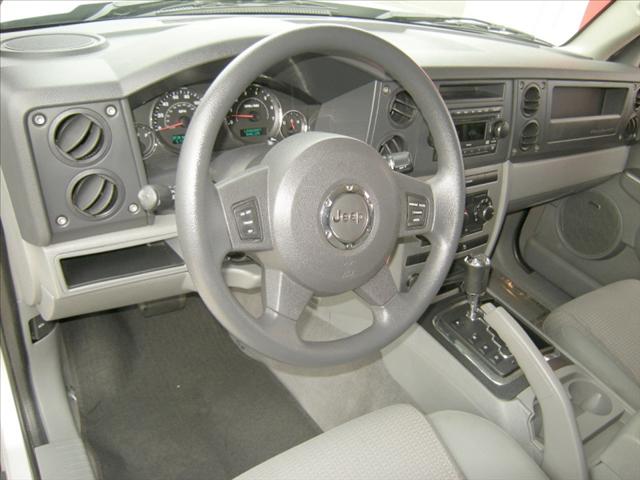 2007 Jeep Commander GSX