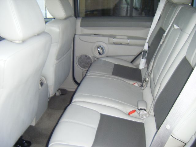 2007 Jeep Commander Super