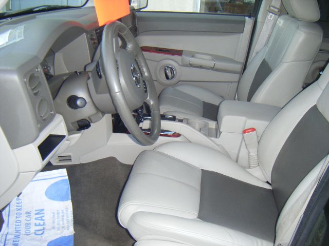 2007 Jeep Commander Super