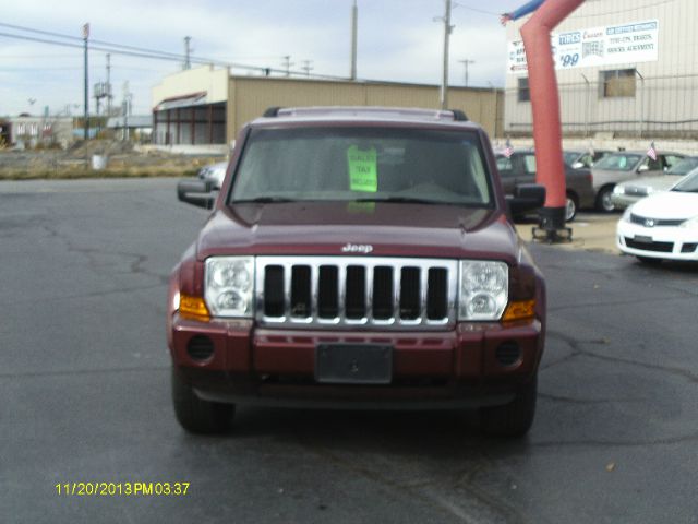 2007 Jeep Commander Extended Cab V8 LT W/1lt