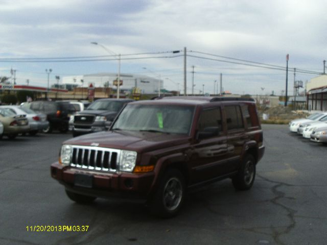 2007 Jeep Commander Extended Cab V8 LT W/1lt