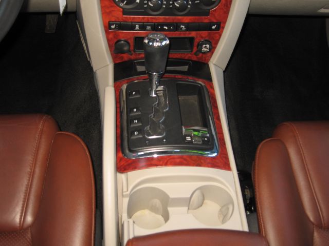 2007 Jeep Commander Super