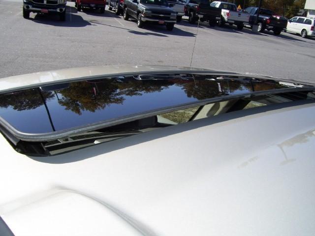 2007 Jeep Commander SLT 25