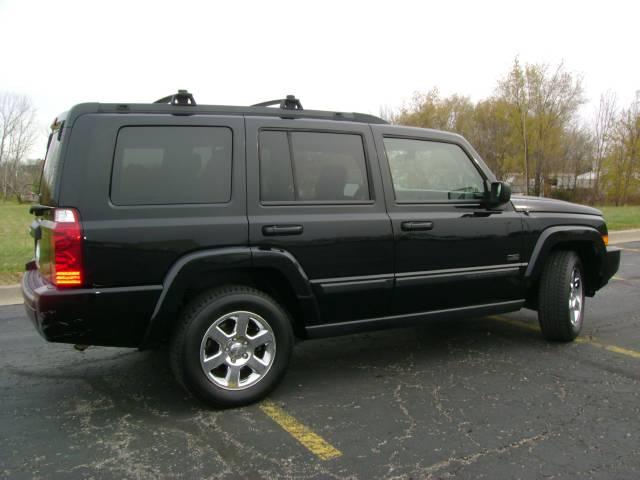 2007 Jeep Commander GSX