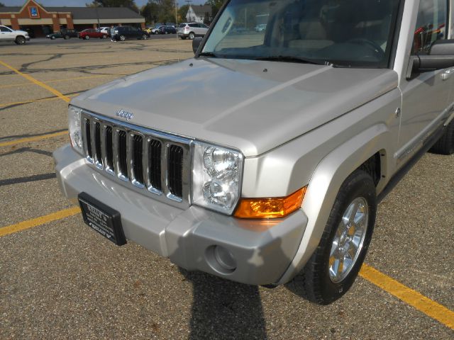 2007 Jeep Commander Super