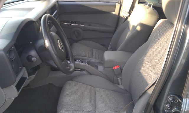 2007 Jeep Commander Unknown