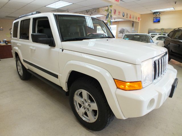 2007 Jeep Commander Extended Cab V8 LT W/1lt